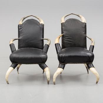 KARMSTOLAR, ett par, 1900-tal.