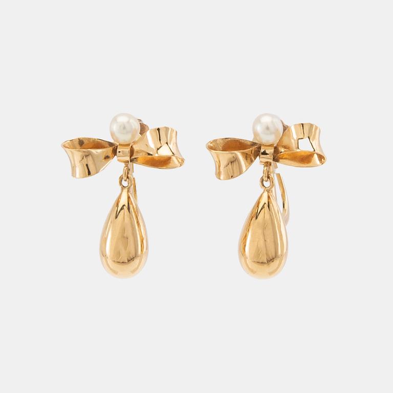 Earrings 18K gold and cultured pearls, Stockholm 1953.