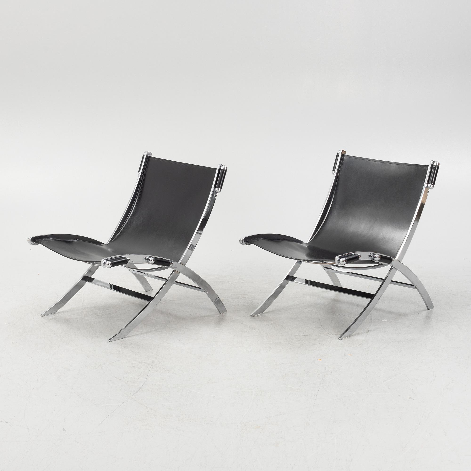 Antonio Citterio, a pair of 'Timeless" lounge chairs, Flexform, Italy.