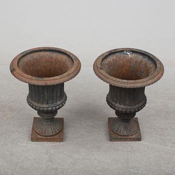 A pair of cast iron plant pots. Second half of the 20th century.