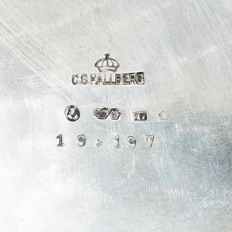 Vas/pokal, silver, C.G.Hallberg, Stockholm, 1918.