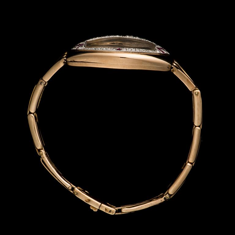 ARMBANDSUR, Longines, guld 56, rosenslipade diamanter och rubiner. Ryska stämplar St. Petersburg 1910-talet.