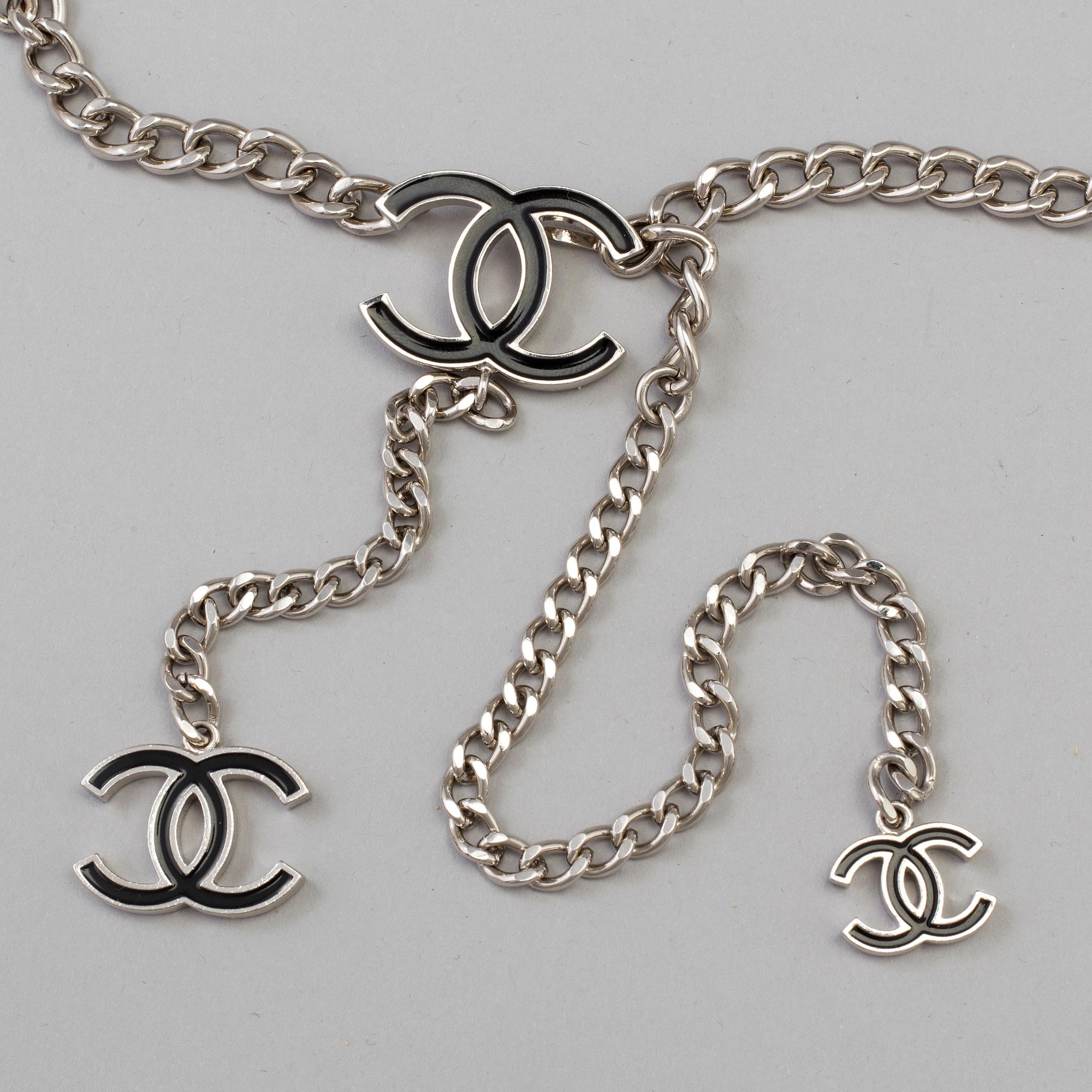 SKÄRP/HALSBAND, Chanel, 2009.