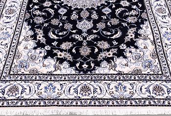 Matto, Nain part silk, ca 290 x 202 cm.