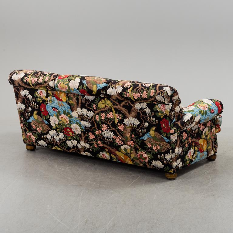 A 'model 703' sofa by Josef Frank, Firma Svenskt Tenn.