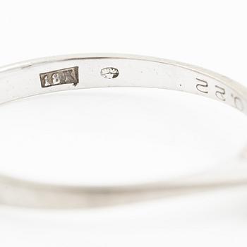 Ring, solitaire ring, 18K white gold with brilliant-cut diamond.