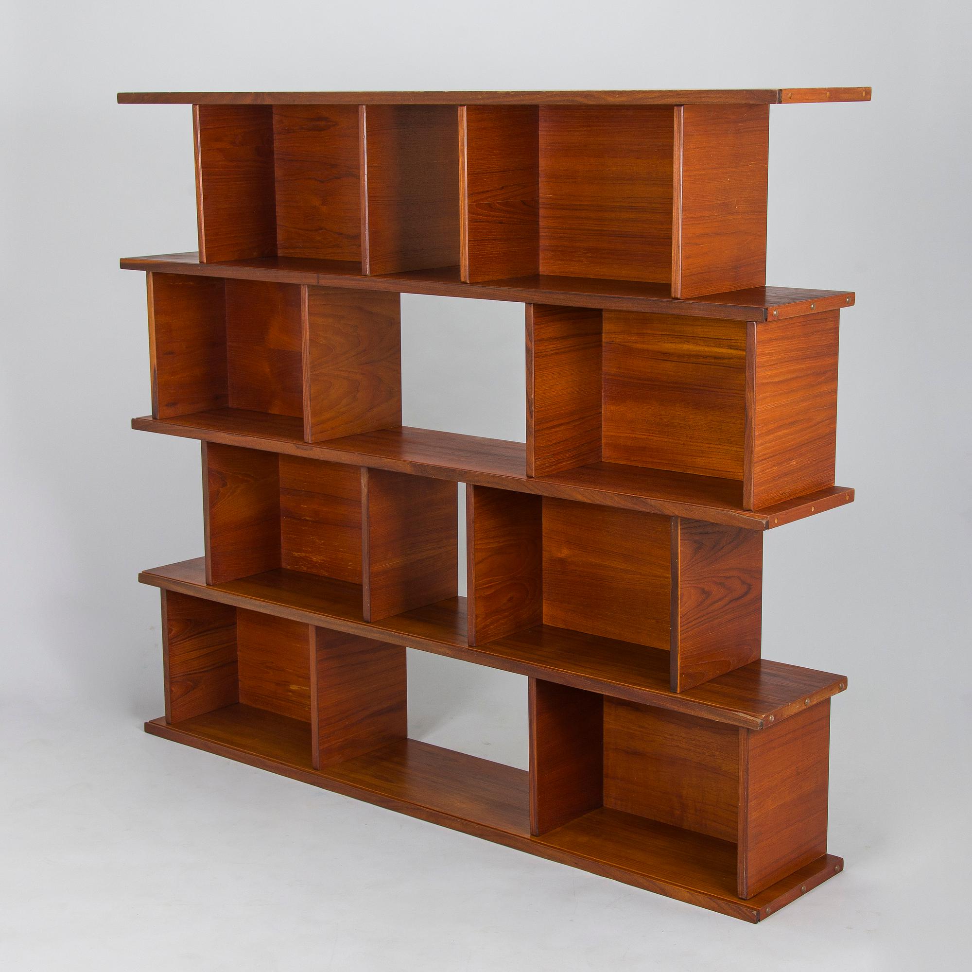 Ilmari Tapiovaara, bokhylla, "Pala", för Asko 1900-talets mitt.