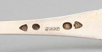 PARTI SILVER, 4 delar, bla England. 1800-1900-tal. Tot ca 138 gram.