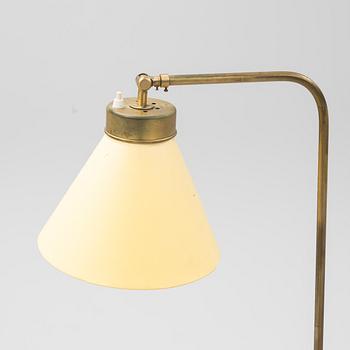 Josef Frank, golvlampa, modell 1842, Firma Svenskt Tenn, modellen formgiven 1932.