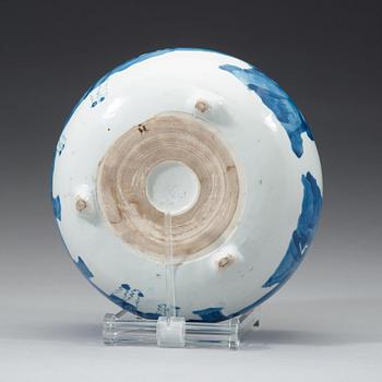 A blue and white censer, Qing dynasty, Kangxi (1662-1722).