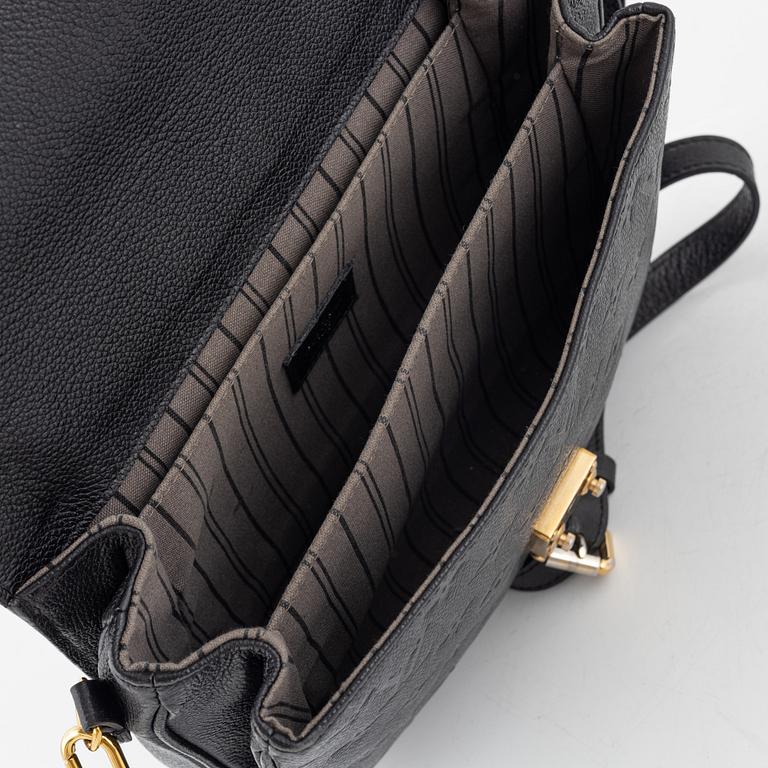 Louis Vuitton, a 'Pochette Metis' handbag, 2017.