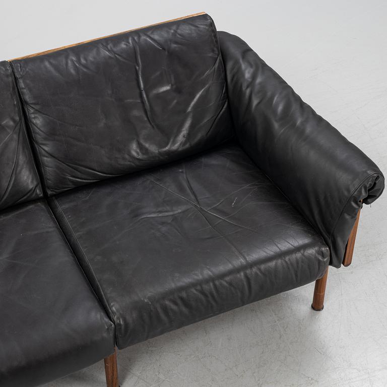 Yrjö Kukkapuro, a 1970s 'Ateljee' sofa for Haimi.