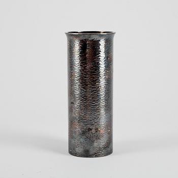 VAS, silver, Råströms Silver- och Nysilverfabrik, Stockholm, 1975. Vikt ca 422g.