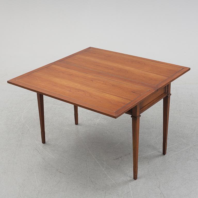 An American desk by Sligh-Lowry Michigan, 1960s.