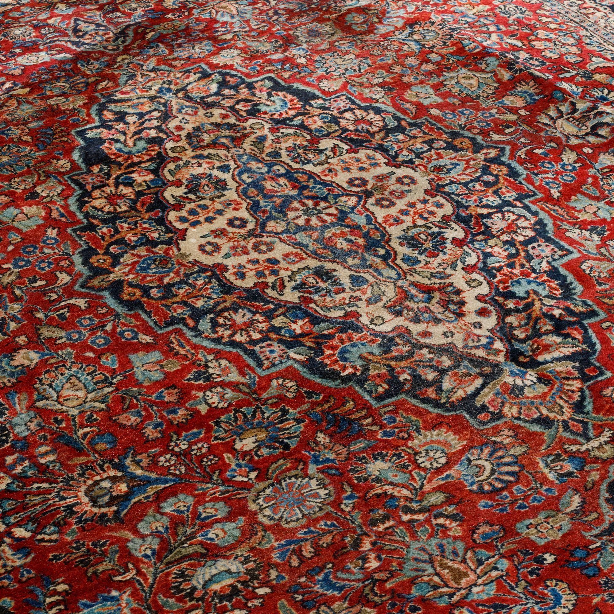 A carpet, oriental, ca 415 x 287 cm.