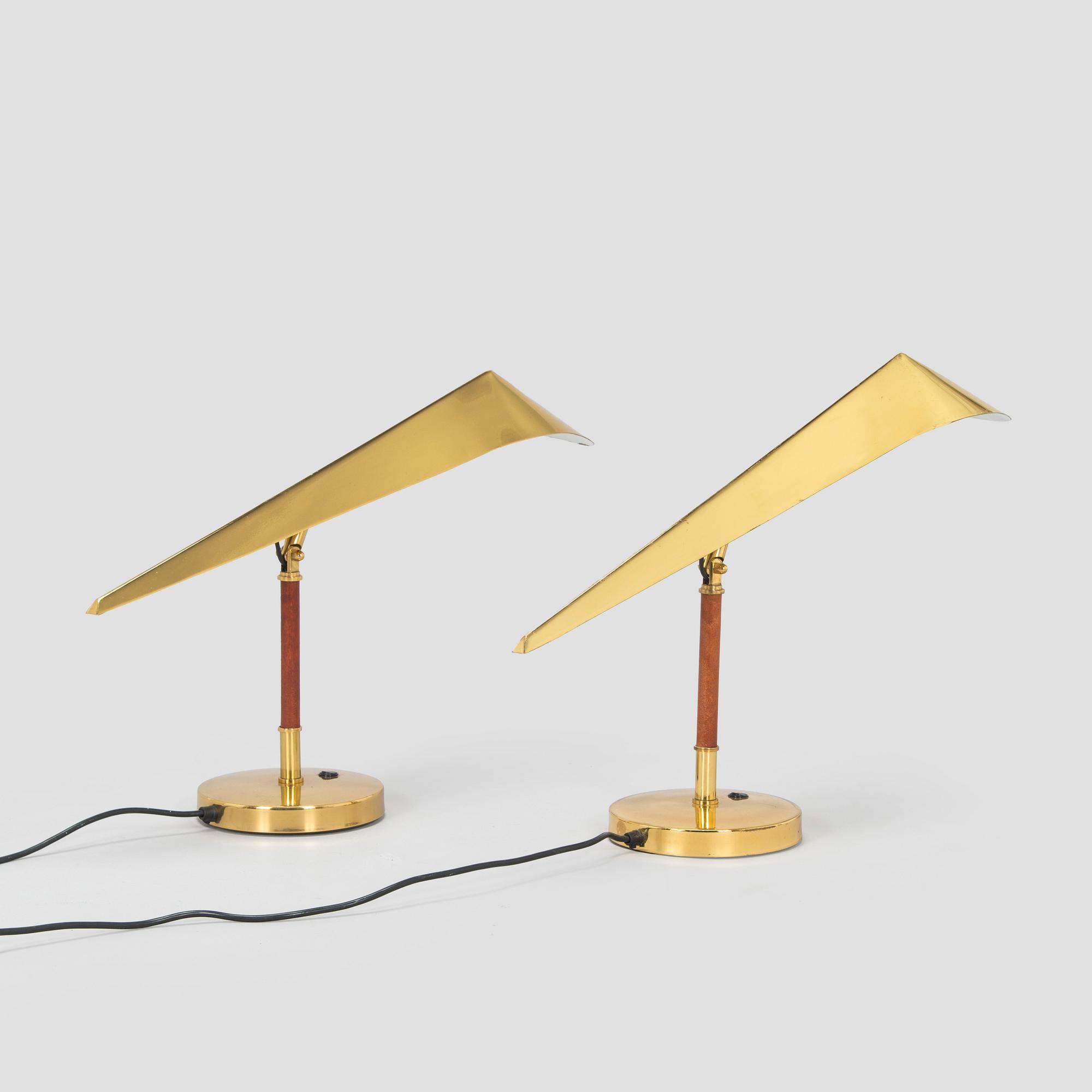 Pöytävalaisinpari, KT-Valaistus, 1900-luvun loppu puoli.