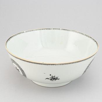 Bålskål samt fyra koppar med fat, kompaniporslin. Qing dynastin, Jiaqing (1796-1820).