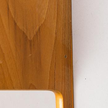 Seinähyllyjä, 2 kpl, 1900-luvun puoliväli.