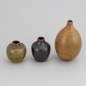 Erich & Ingrid Triller, a set of three stoneware vases, Tobo.