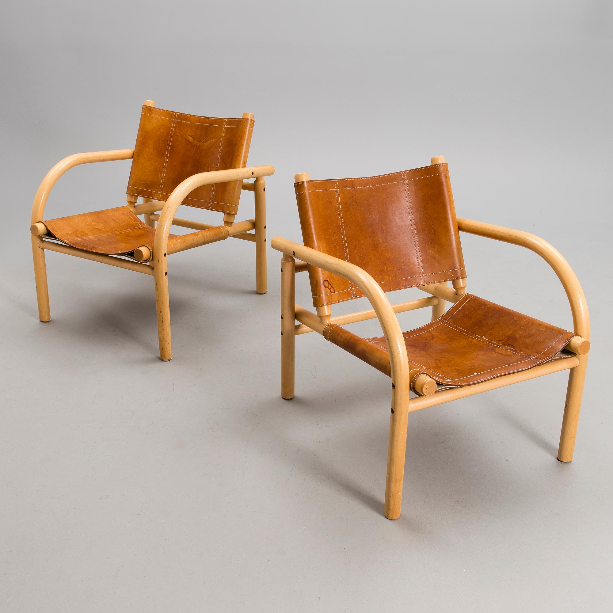 BEN AF SCHULTEN, SAFARI-STOLAR, ETT PAR. Artek, 1970-tal.