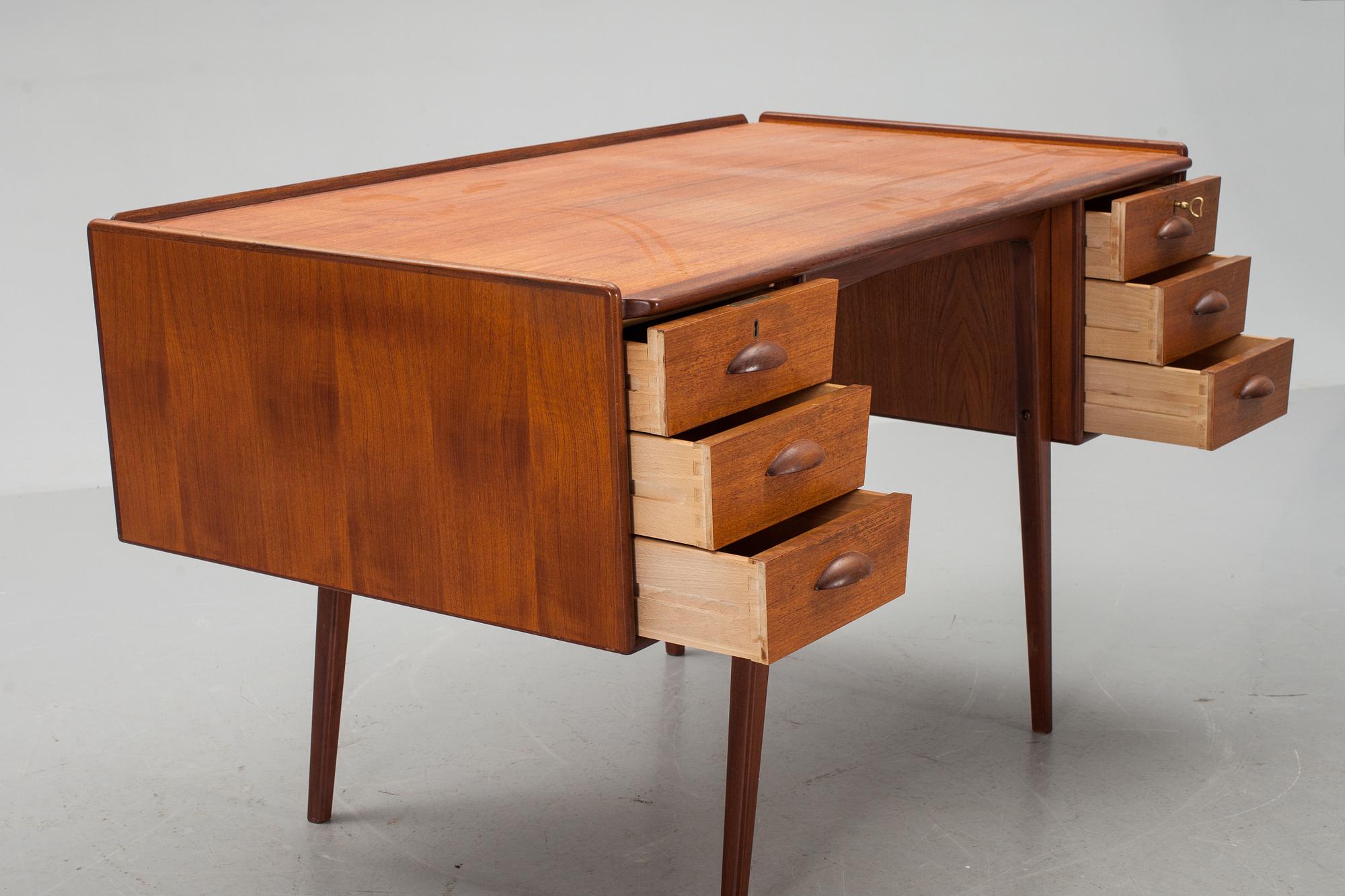 SKRIVBORD, Uddebo, Svante Skogh, 1950-tal.