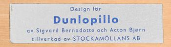 DAGBÄDD, design Sigvard Bernadotte och Acton Björn för Dunlopillo, Stockamöllans AB, 1900-talets andra hälft.