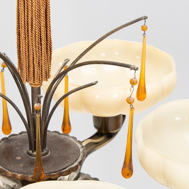 Paavo Tynell, a 1930's chandelier for Taito.