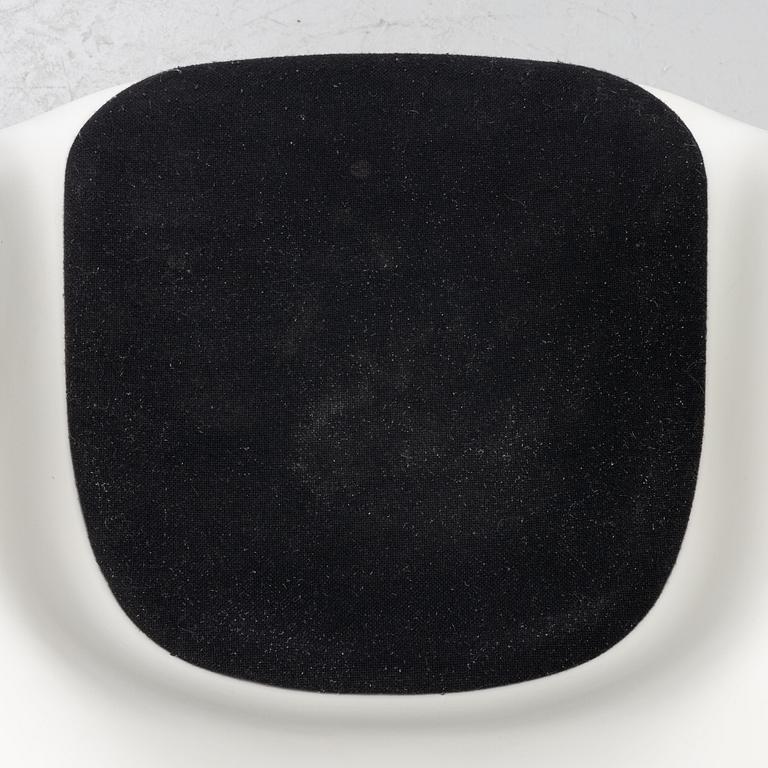Charles & Ray Eames, a 'Plastic Chair PACC' desk chair, Vitra, 2010.