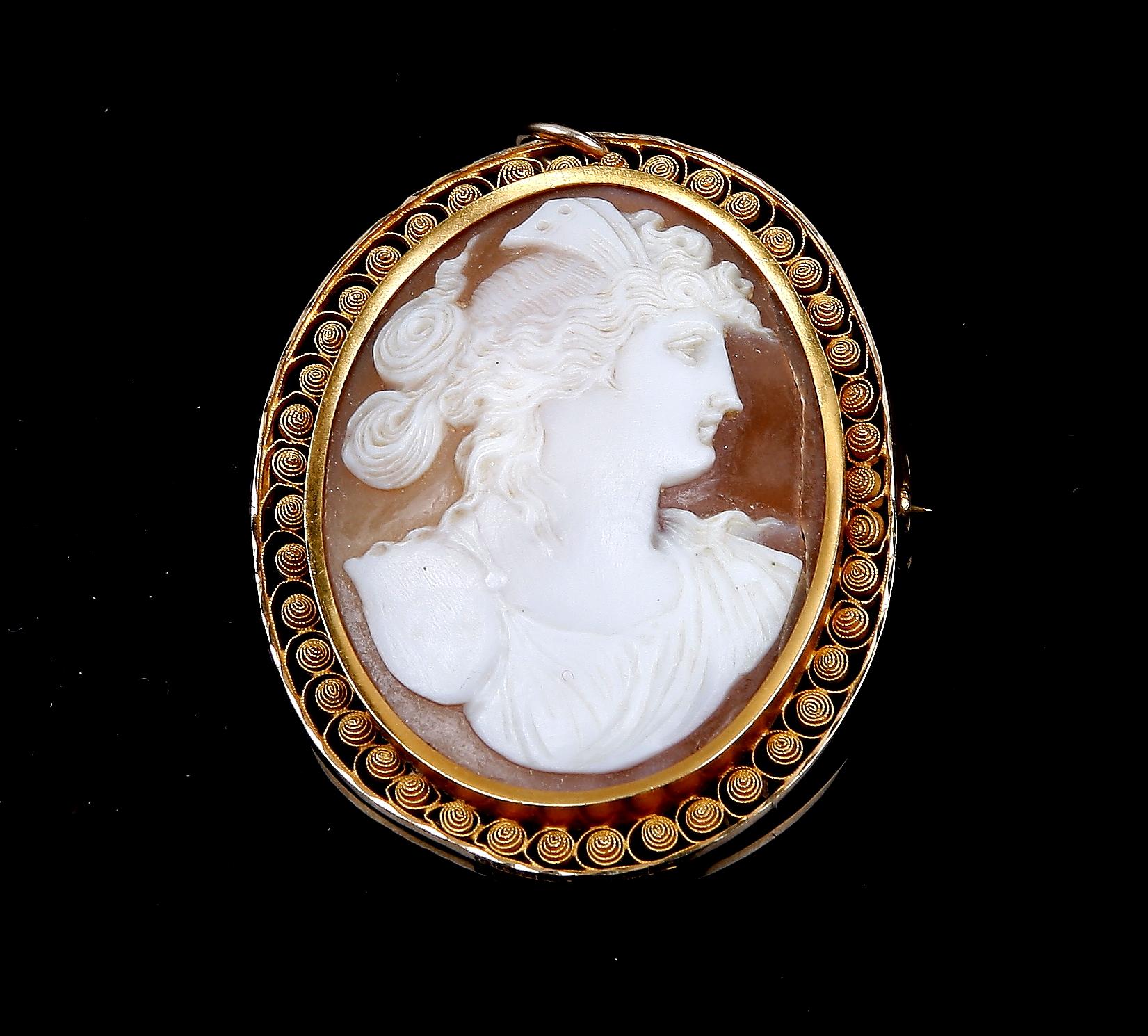 HÄNGE/BROSCH, snäckskalscamé och 18 K guld, Malmö, 1917.