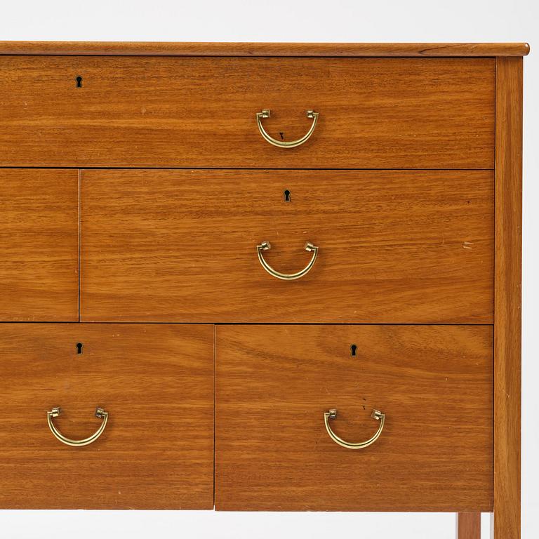 Josef Frank, a mahogany chest of drawers, Firma Svenskt Tenn, 1950s.