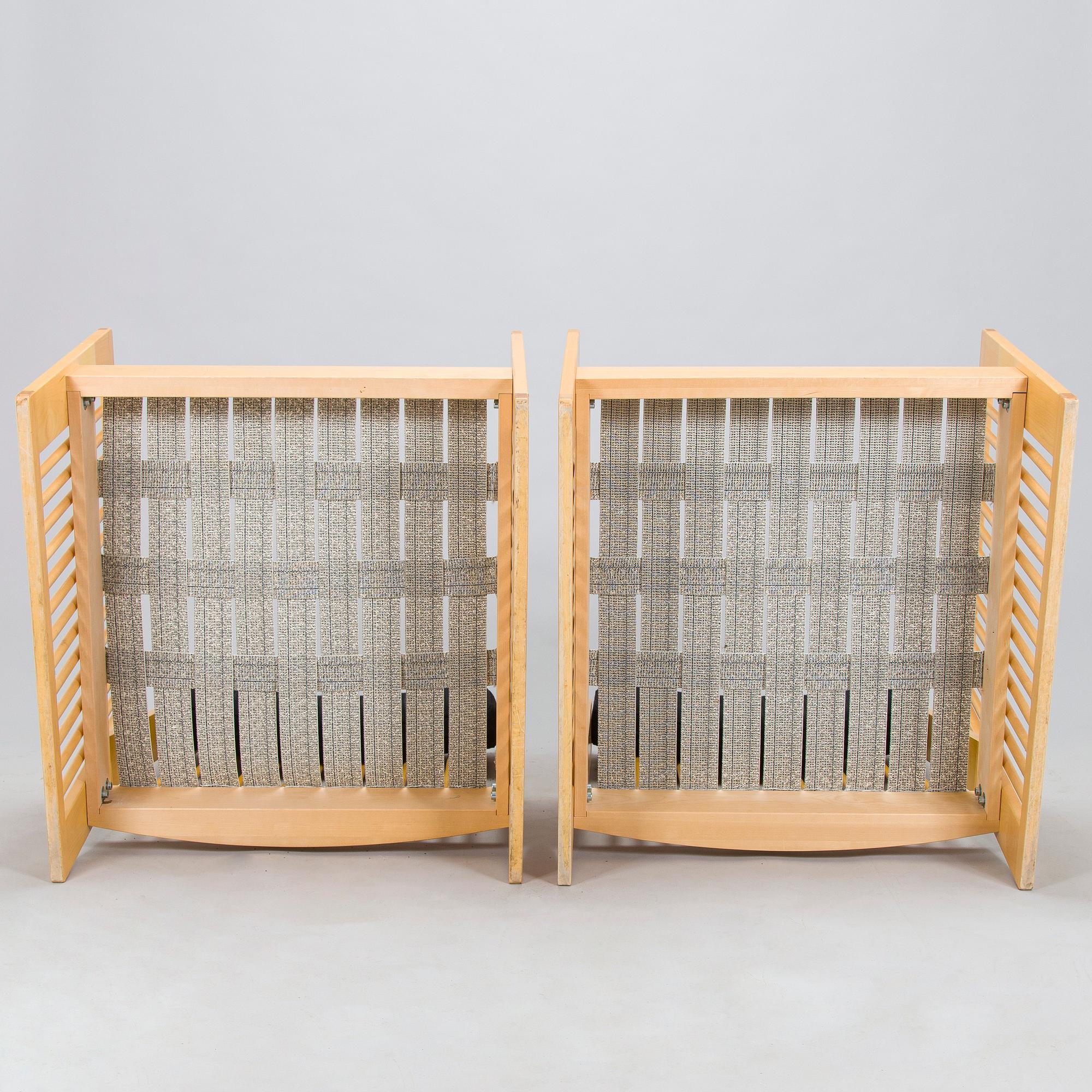 Ben af Schultén, nojatuolipari, malli 444, Artek 1900-luvun loppu.