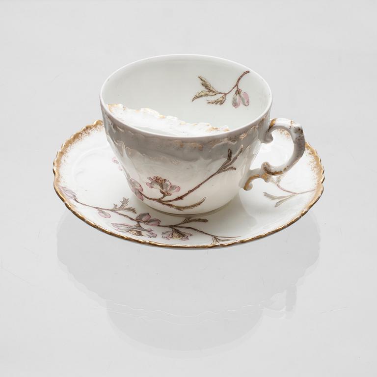 MUSTASCHKOPP, porslin, Limoge, Frankrike 1800-talets slut.