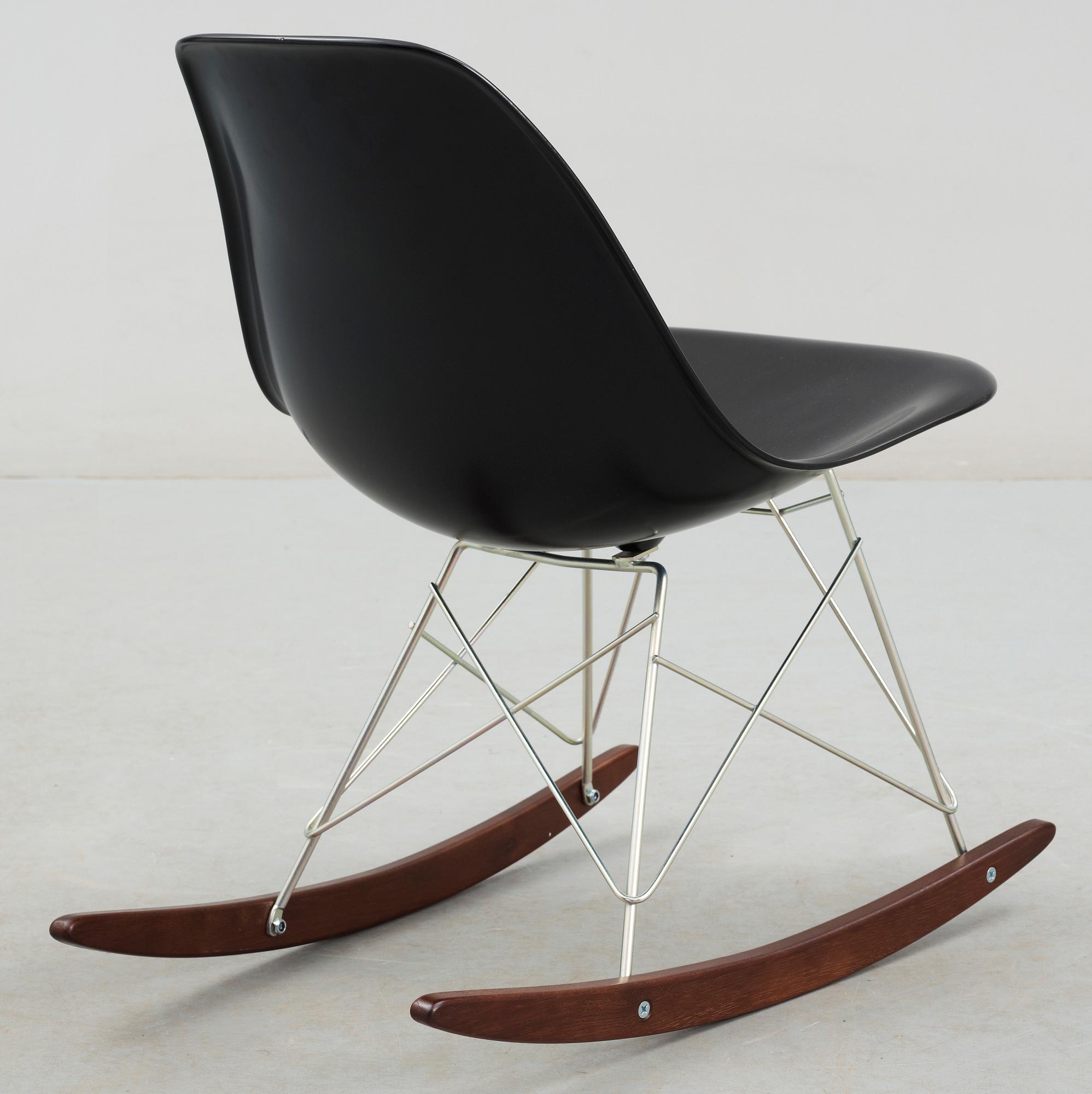 GUNGSTOL, Charles & Ray Eames, Vitra, 1900-talets andra hälft.