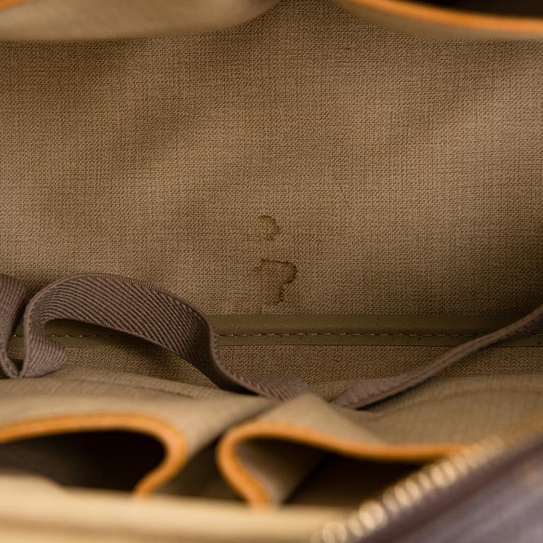 Louis Vuitton, A Monogram 'Deauville' Bag.