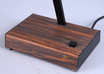 SKRIVBORDSLAMPA, etikettmärkt Luxo. 1900-talets mitt.