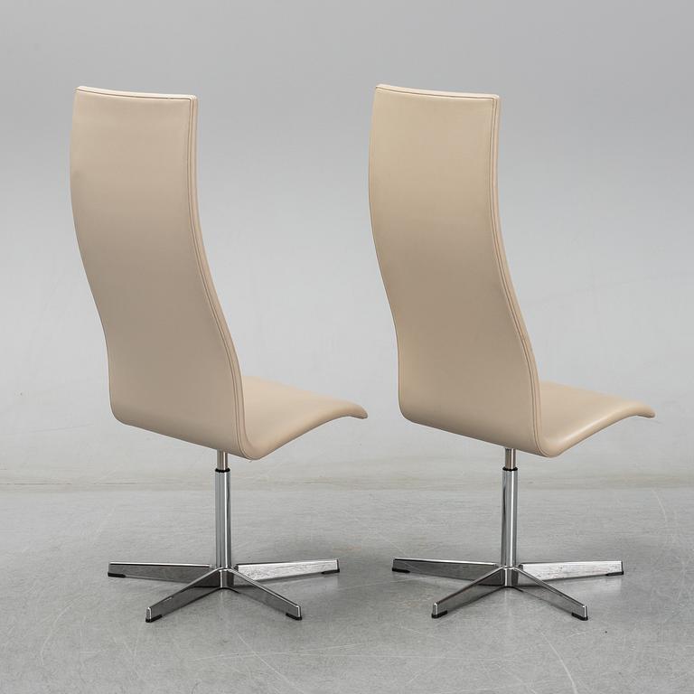 Arne Jacobsen, stolar, 9 st, "Oxford hög" för Fritz Hansen.