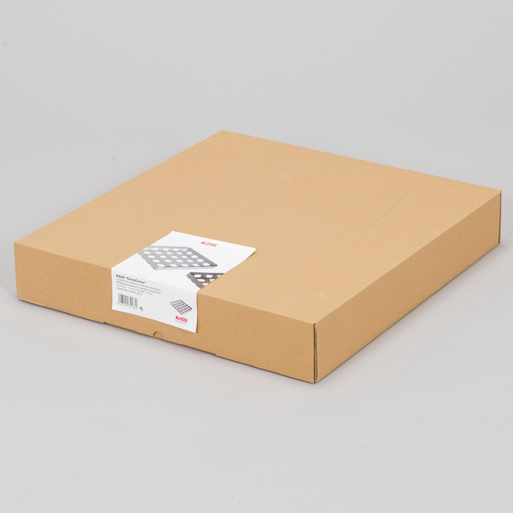 Eero Aarnio, kori, malli EA06 B "CrissCross", Alessi, 2013.