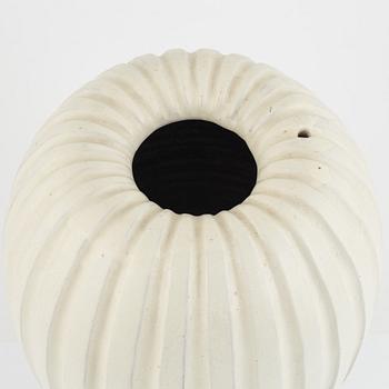 Vicke Lindstrand, floor vase, earthenware, Upsala Ekeby, 1944-1953.