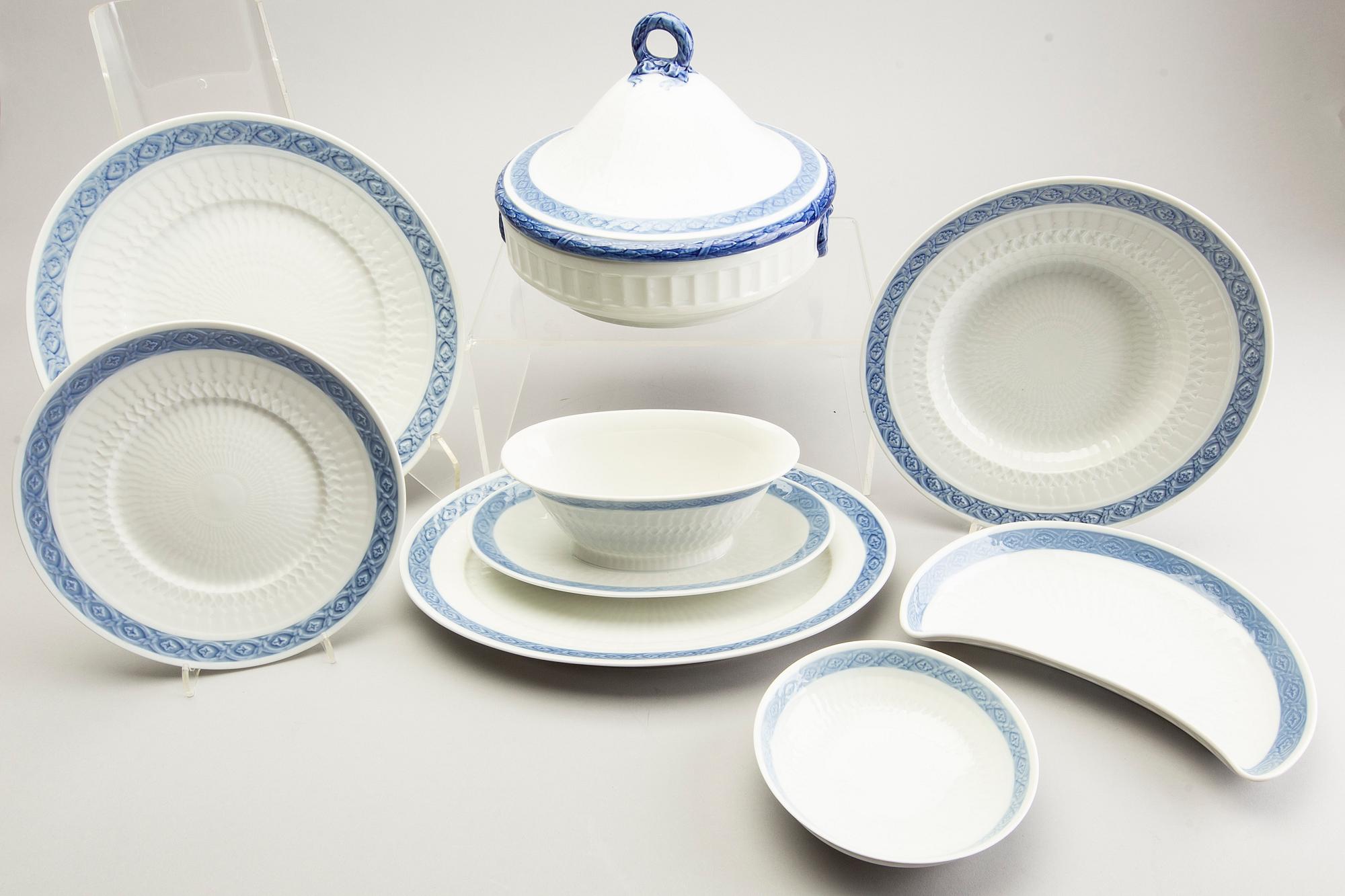 Arnold Krog servis 42 dlr "Blå vifte" Royal Copenhagen Danmark porslin 1900-talets andra hälft.