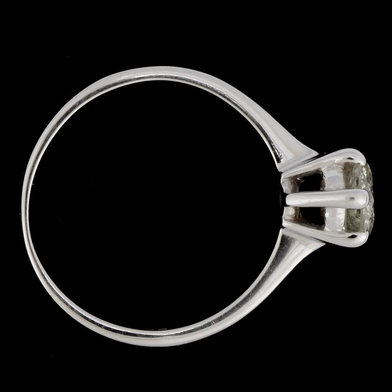 A brilliant cut diamond ring, tot. app. 1 cts.