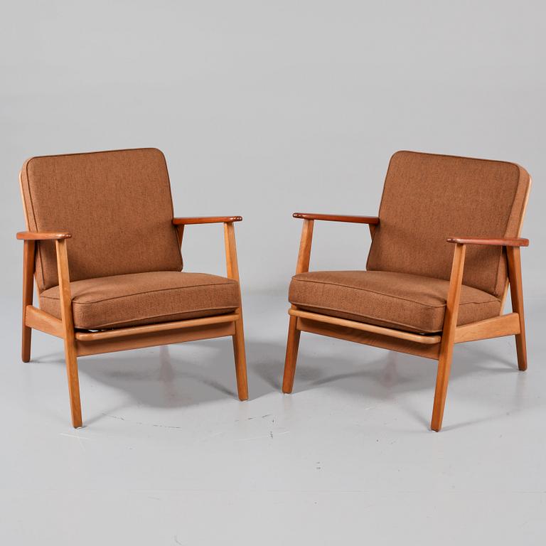 FÅTÖLJER, ett par, 1900-talets andra hälft.