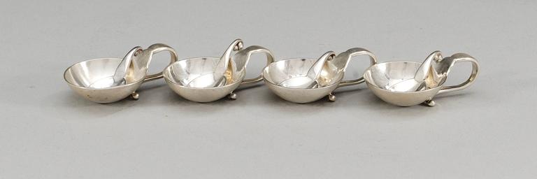 SALTKAR med SKEDAR, 4 st, sterling. G. Jensen, Danmark. Modell 110.