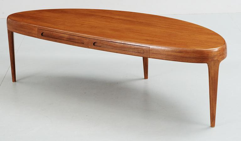A Johannes Hansen 'Capri' teak sofa table by Trensum 1960's.