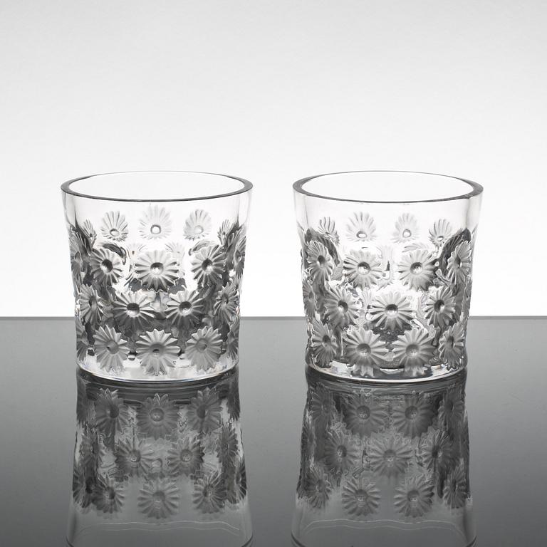 BLOMMOR OCH LJUSHÅLLARE, 2+2, glas. Lalique.