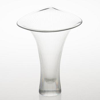 TAPIO WIRKKALA, vas, "Kanttarell", signerad Tapio Wirkkala, Iittala.