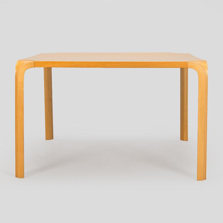 Alvar Aalto, a mid-20th century model MX800B coffee table for Artek.