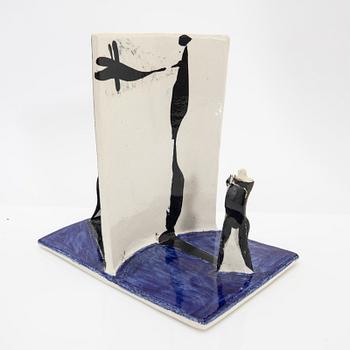 Timo Sarvimäki, Skulptur, "Skugglek", Rörstrand, 1970-tal.