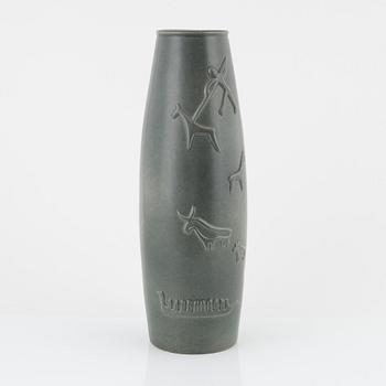 A vase, Bo Fajans, Sweden, mid 20th Century.