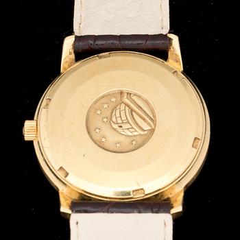 ARMBANDSUR. 18 k.Omega, Automatic, Chronometer, Officially Certified, Constellation.