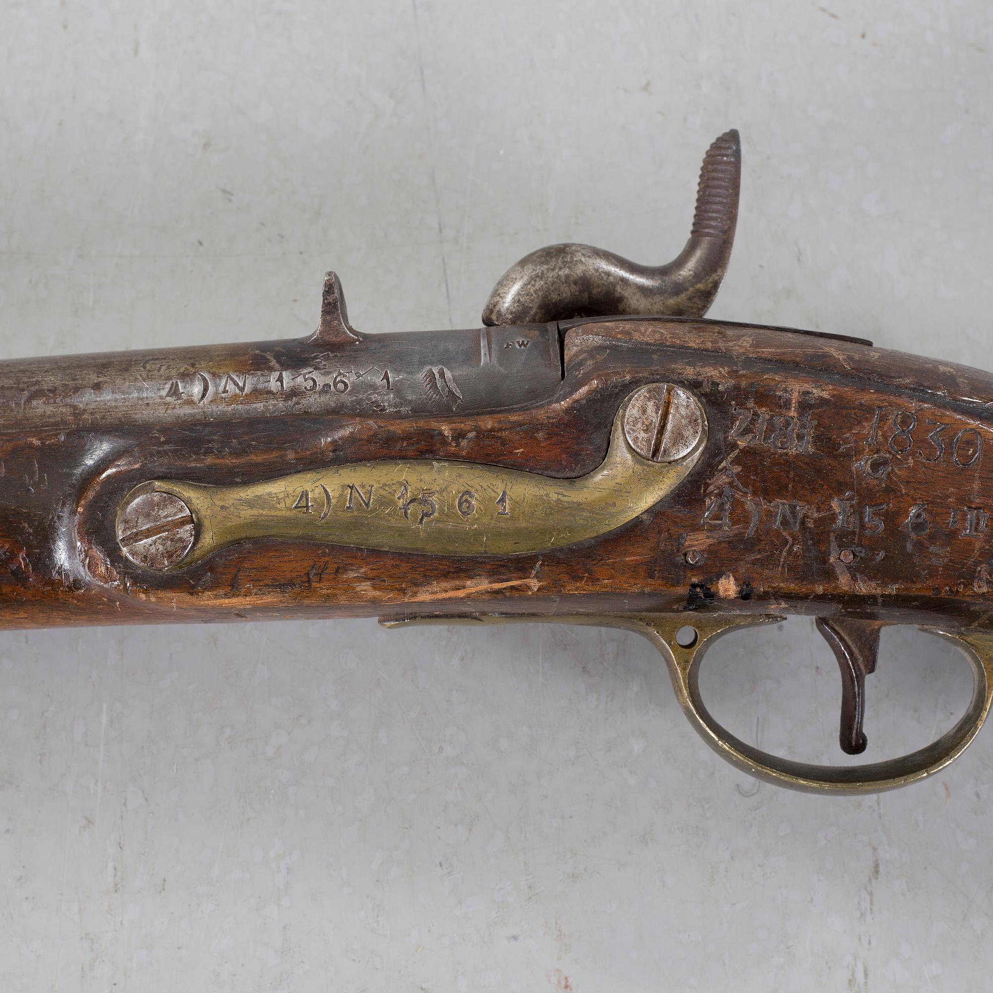 SLÅGLÅSGEVÄR, m/1851.